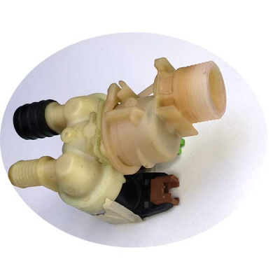 Электроклапан 33490130 (132441620) - двойной 180° диаметр выпуска14мм под фишки (демонтаж) - вид свехру