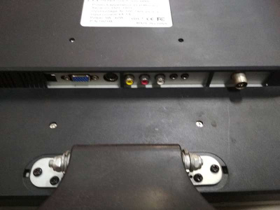 LCD-телевизор-Samsung-1901W