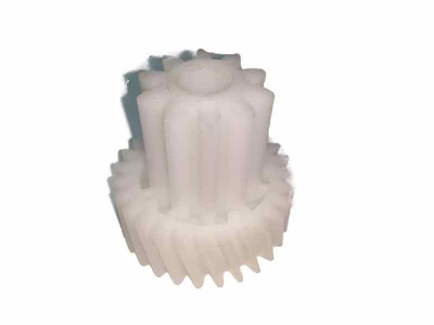 Шестерня мясорубки Braun код 7001026 (малая) Д- 49,5/31,1/-  Зубья- 27(косые)/10(прямые)