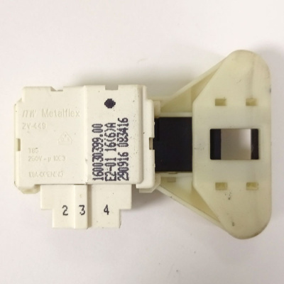 Устройство блокировки люка Hotpoint-Ariston 160030399.00 VMUL 501 B вид 1