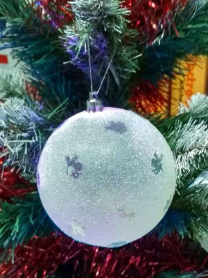 новогодний-шар-Снежинка-9-см-RGB